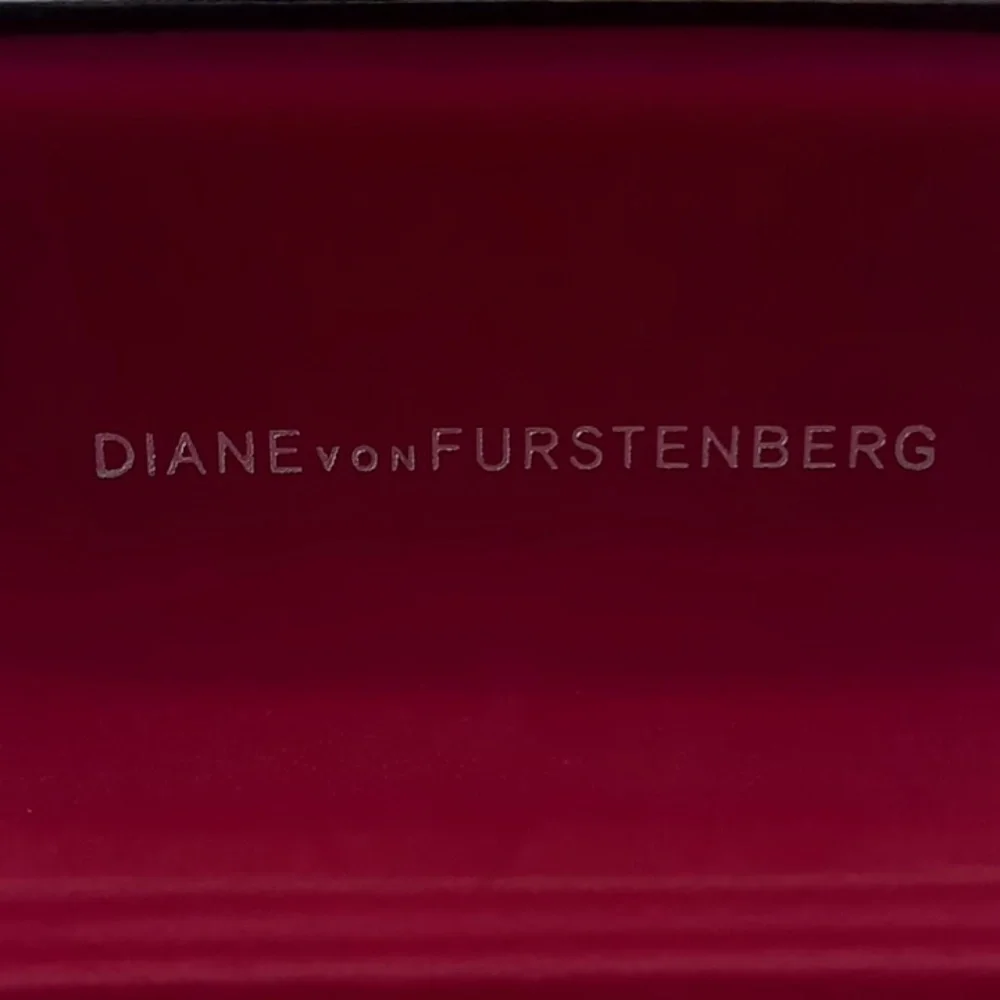 Diane Von Furstenberg Hard Shell Eye Glass Case Black With Hot Pink Lining